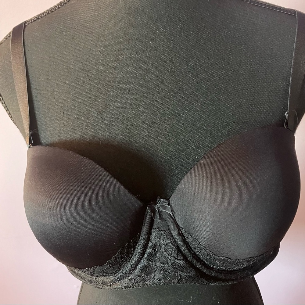Black Lace Torrid Curve Strapless Push Up Bra